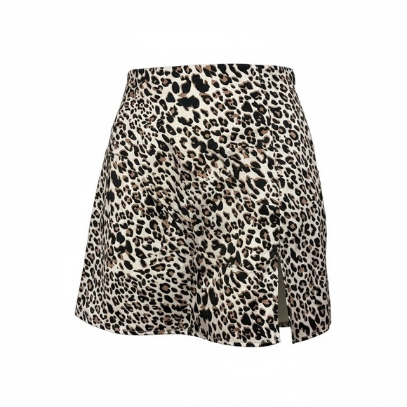 Princess Polly Dresses & Skirts - Princess Polly Leopard Print Skirt Women’s size 0